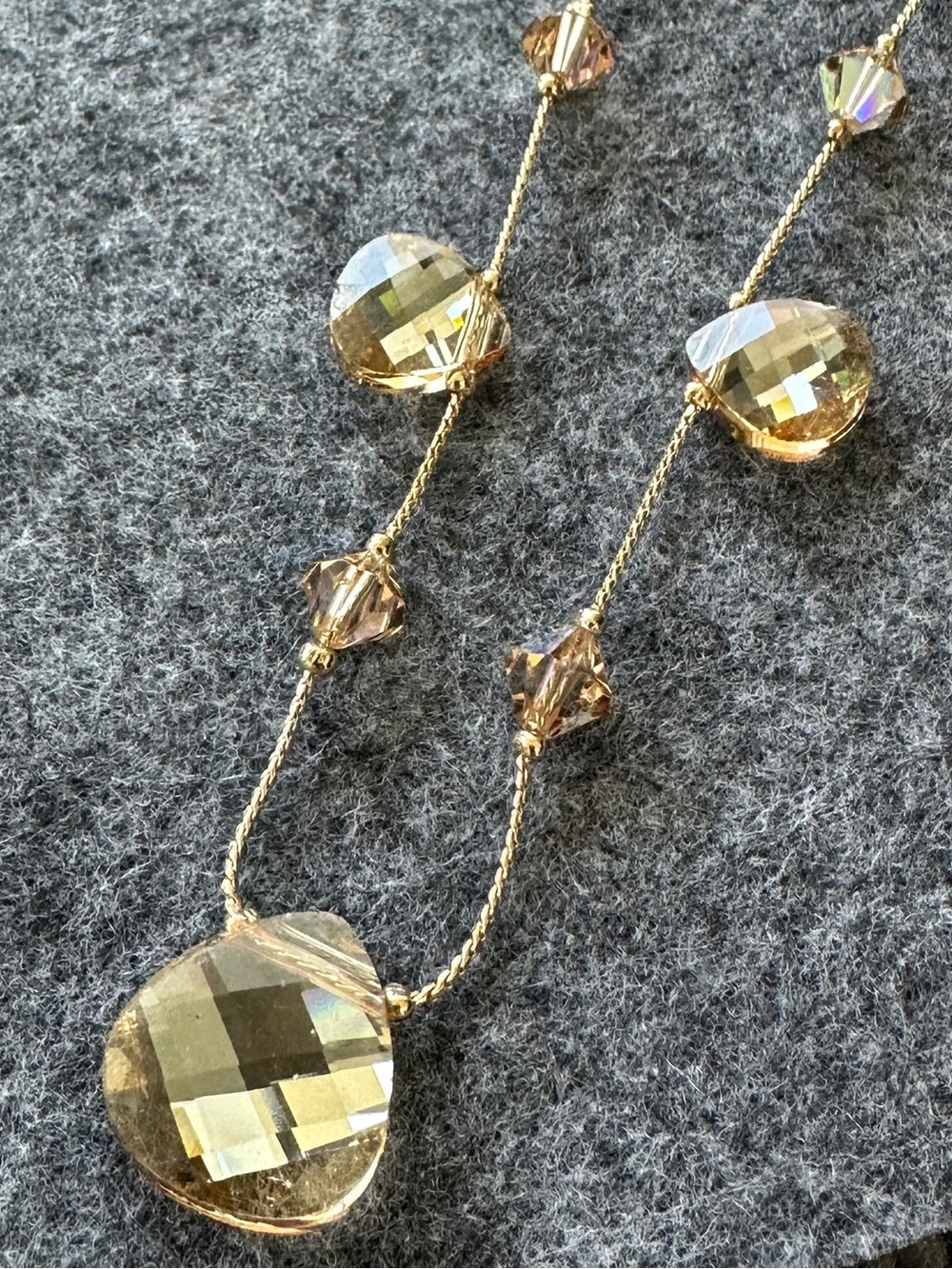 Vintage Gold Tone Faceted Crystal Necklace  | Aurora Borealis Glass Crystals
